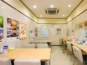 Royal Inn Station Plaza - Image 3