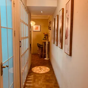 Cozy whole apartment near universtity and downtown - Image 4