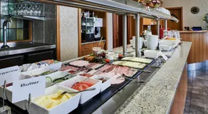 Dom Hotel - Image 2