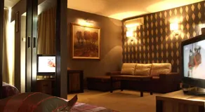 Bononia Hotel - Image 2