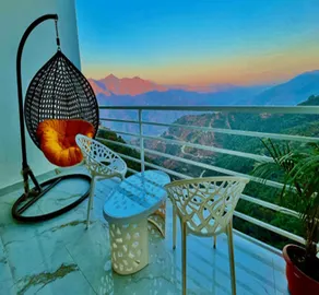 Hotel Classic crown, Mussoorie - A Boutique & Wellness Hotel near JW Marriot's Mussoorie - Image 2