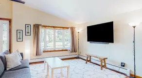 Sherry Road Retreat - Image 2