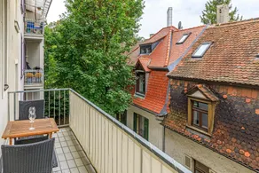 Charming City Apartment with parking spot - Image 5