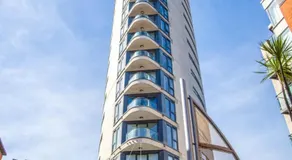 High Floor Meridian Tower - 3 Bedroom - Swansea - Image 4