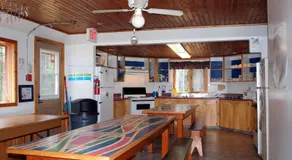HI Castle Mountain - Hostel - Image 4