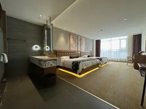 Ivory Coast Lakeview Hotel - Image 2