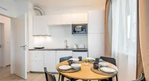 Modern 2-room flat with terrace - Image 4