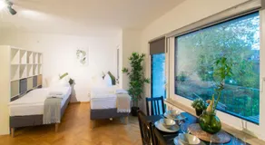 Livesto EasyRoom1 - Cozy apartment with balcony, kitchen, WiFi & TV - Image 2