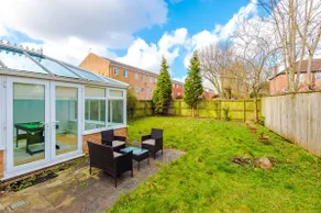 Charming Townhome Retreat, close to Manchester - Image 5