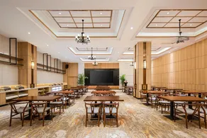 Platinum Celebrity Hotel - Image 5