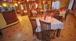 Imola Motel - Image 4