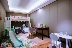 YUN-ZEN Jinling Acrobatics Hotel - Image 5