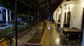 Sira's Chalets - Image 4