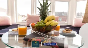 One Cosy Bedroom Apartments By Smart Apartments Short Lets & Serviced Accommodation Apartment Southampton With Free WiFi - Image 5