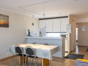 Charming apartment near the beach - Image 4