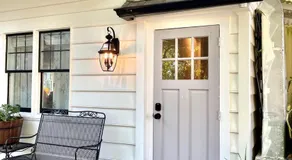 Buttonwood Hotel 1 - Boutique Accommodations - Image 5