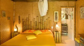 Charming 1BR Garden Bungalow - Image 2