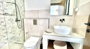 Villa Paradis with pool - Image 2