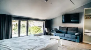 Arevalos Hotel - Image 2