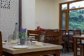 Hotel Springwood Inn - Image 5