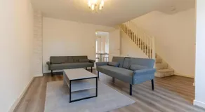 Large 4BR House - Easy Access to Manchester & Liverpool - Image 3