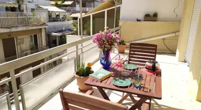 Renovated apartment close to Exarchia square - Image 3