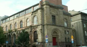 Old Town Grand Theatre Apartment - Image 5