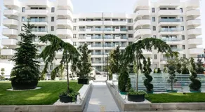 Fancy Bonjour - modern apartment - Image 2
