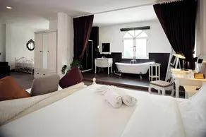 Nidhra Lanna Hotel Chiang Mai - Image 3