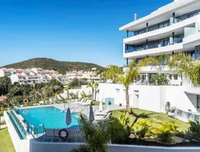 Appartement mit spektakulärer Terrasse in Luxusresort mit Innen- und Außenpools - Image 2