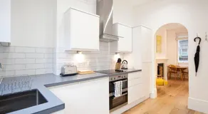 Covent Garden Apartments - Netflix and Nespresso - Image 5