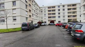 Appartement lumineux avec parking gratuit, accès Lyon rapide - Image 4