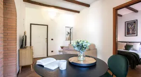 Palline Balcony Apartment - Image 2