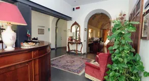 Hotel Urbano V - Image 4