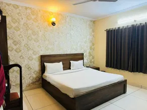 Hotel Pearl inn - Image 2