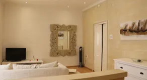 Charming Home in Republic street - Image 2
