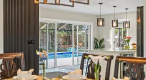 Tropical Luxury Paradise - Fully Renovated in WPB - Image 4