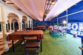 Hotel Mahima Heritage near Fateh Sagar Lake - Image 2