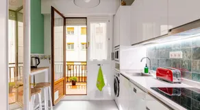 BilbaoBonito 5min Guggenheim I 2Bdrm I EXT I Quiet & Central I Pking - Image 3