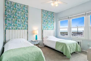 Jolly Roger Motel - Image 3