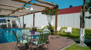 Relax Inn Suites - Image 3