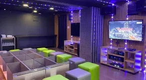 Jade Hotel and Suites - Image 5