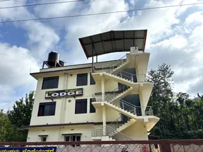 Sri Swarna Darvi Lodge Horanadu - Image 2