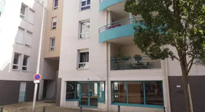 Le Pompidou T2 pour 2 à 4 pers avec parking privé & balcon Place Ney - Image 2