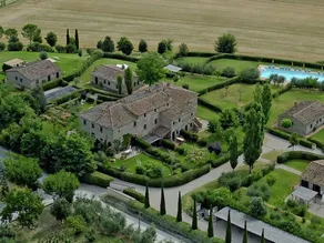 Rustic Villa in Cortona with Swimming Pool - Image 3