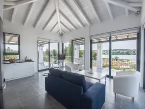New Holiday Home On Beach - Image 4