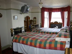 Avondale - Image 4