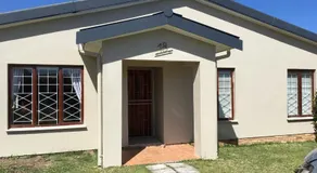 18 Patrys Crescent - Image 3
