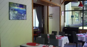 Hotel Edelweiss - Image 3