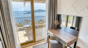 Quercus Residences Apartments  - Image 2